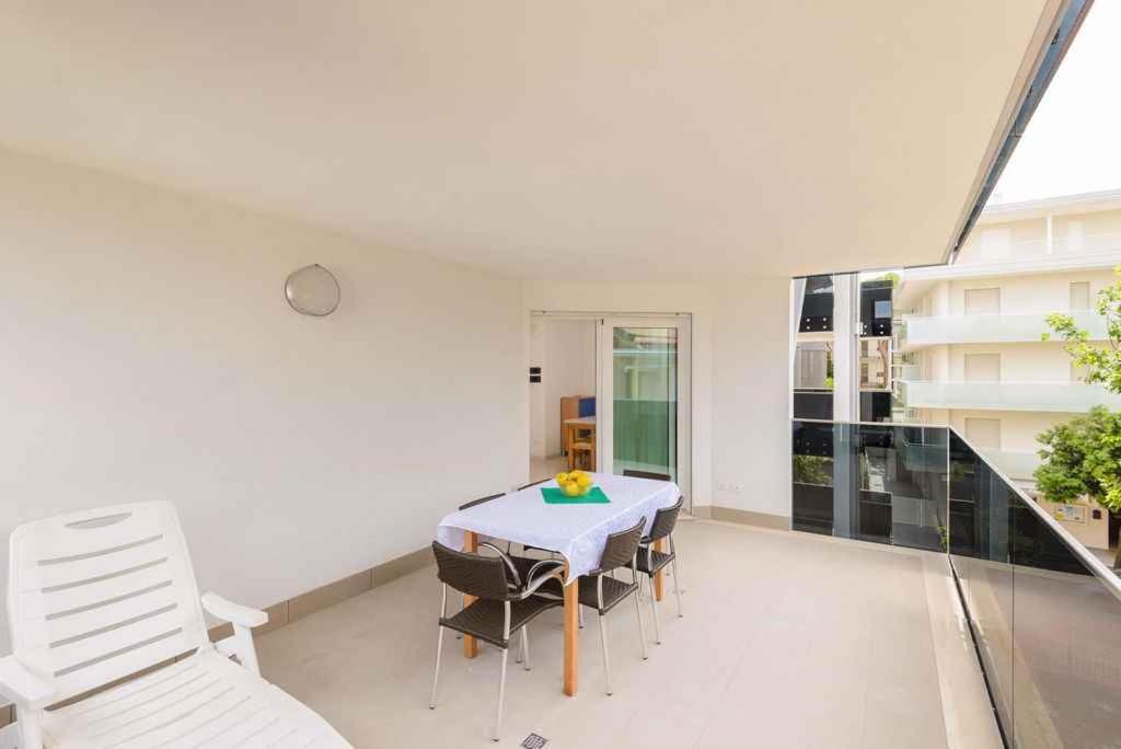 Apartment In Lignano Sabbiadoro 21782 Kültér fotó